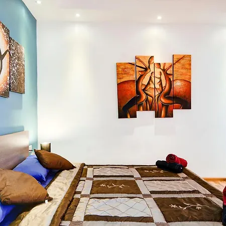 Off The Ferries Seaviews Penthouse