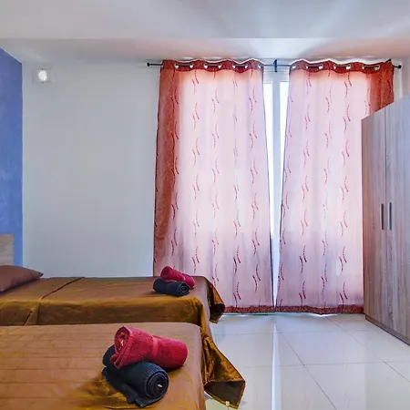 Apartment Off The Ferries Seaviews Penthouse
